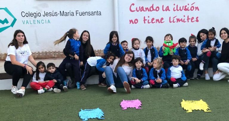 Extraescolar lúdico artística organizada por monitores y antiguos alumnos para alumnos de educiacion infantil y primaria