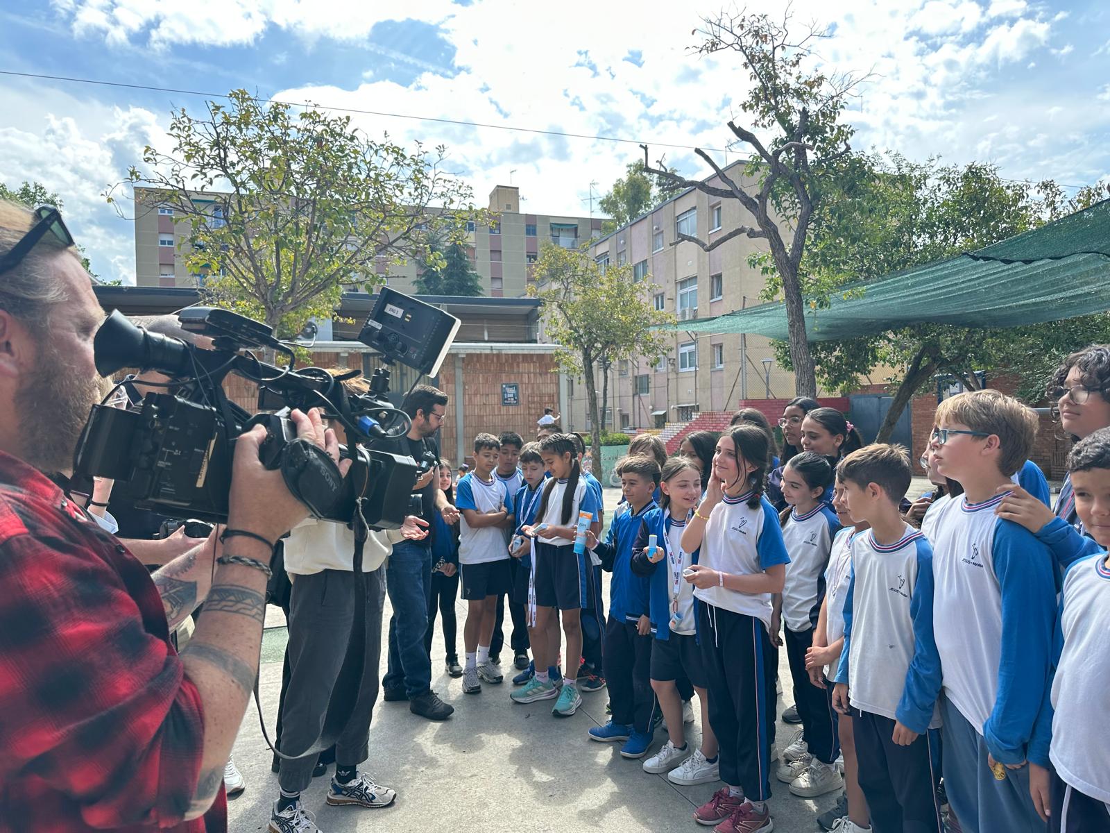 Concienciación y ciencia: ISDIN y el Colegio Jesús María apuestan por la prevención